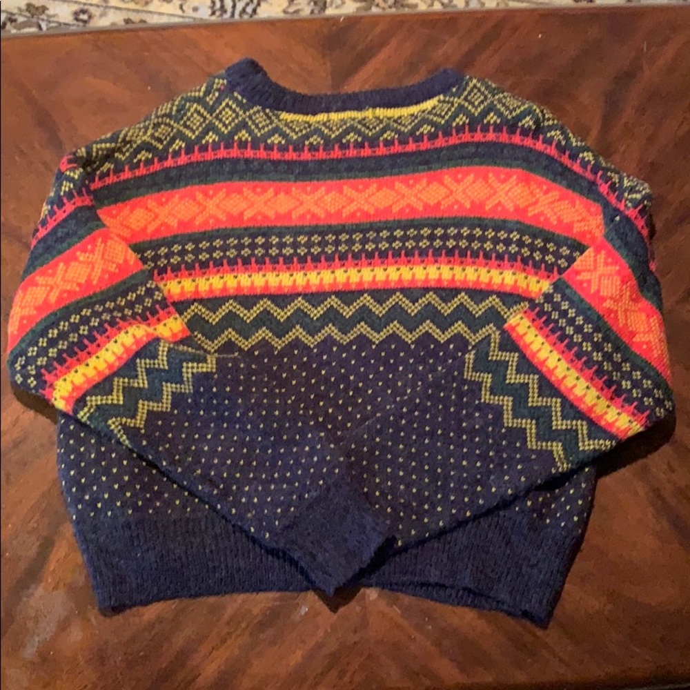 Junior sweater